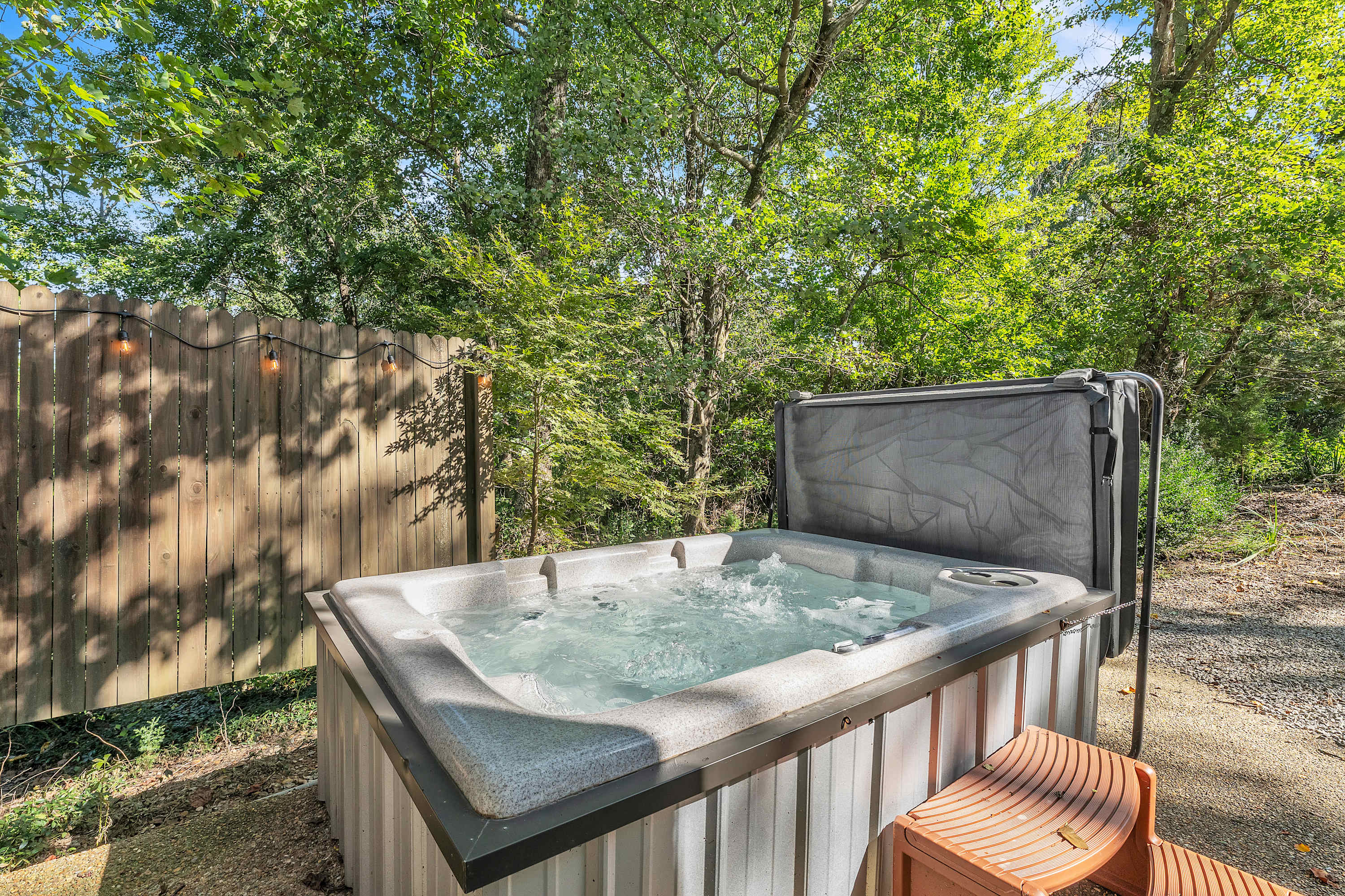 Hummingbird Cabin with a private hot tub! | Enjoy Unique Stays